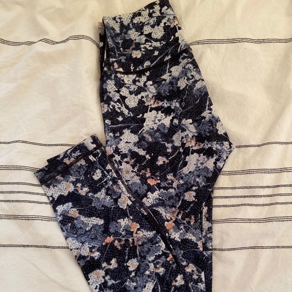 Flowery leggings